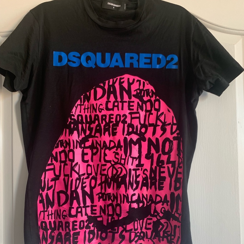 DSQUARED2